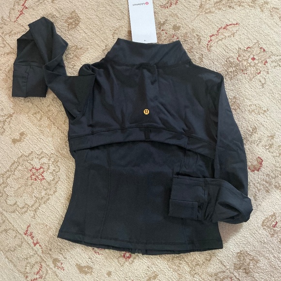 lululemon Define Cropped Jacket Nulu in Black/Gold/Gold Sz 4 NWT $128R - Picture 11 of 11
